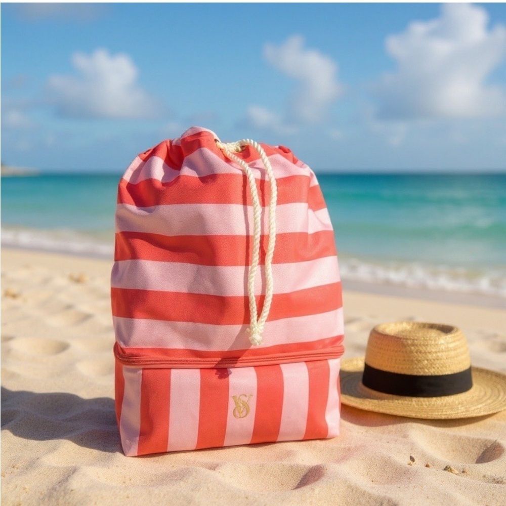 Victoria’s Secret Two-in-One Beach Backpack and Cooler - Picture 7 of 8